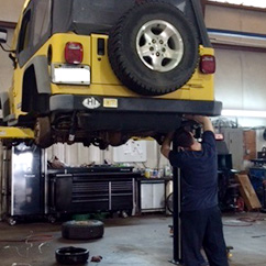 Working | Gill's Automotive